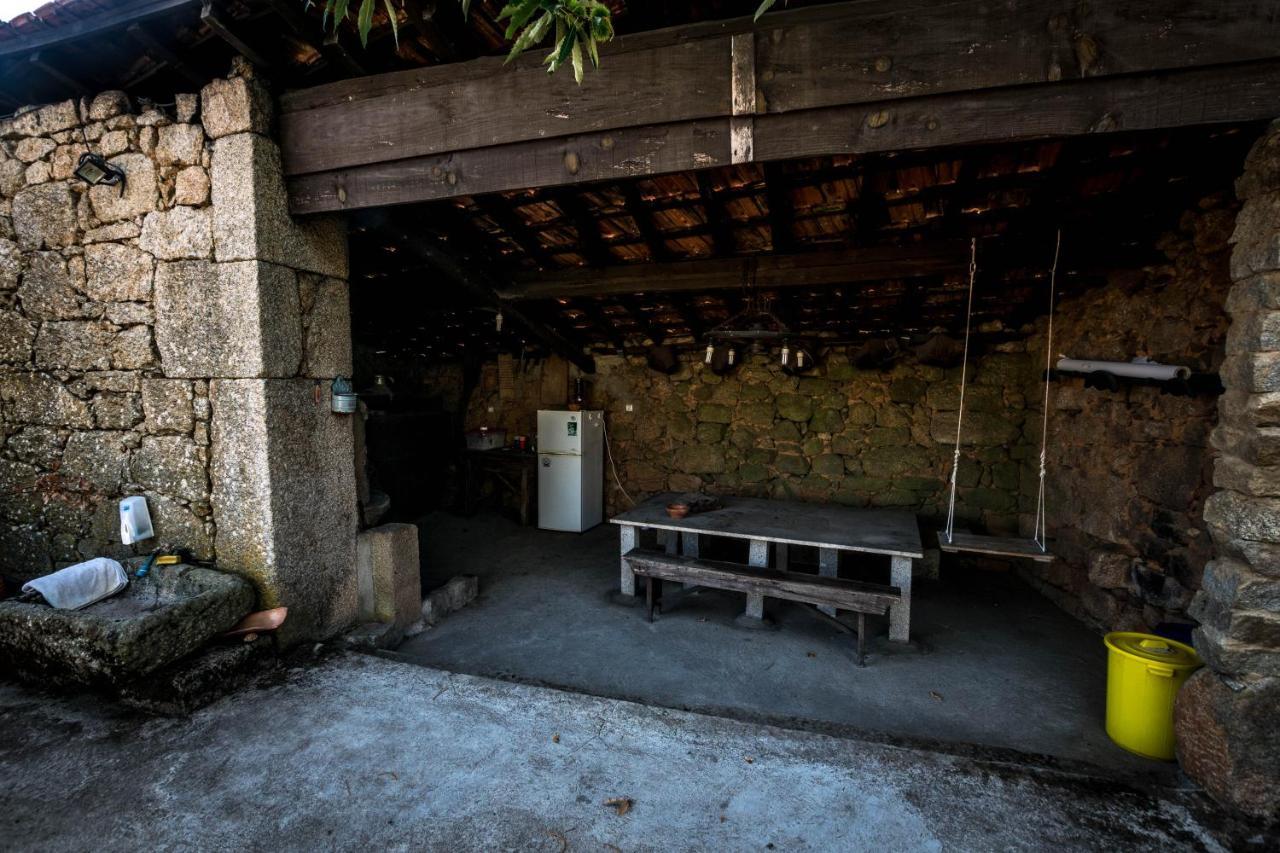 Solar Dos Carvalhos Panzió Sernancelhe Kültér fotó